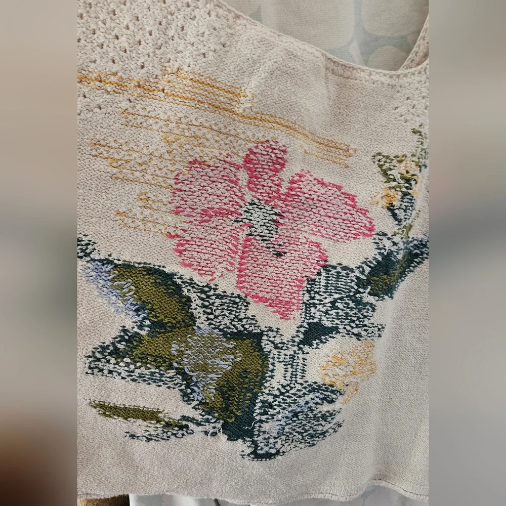 Anthropologie Floral Knit Square-Neck Tank Top - Cream with Pink Floral Size XL - Picture 7 of 8